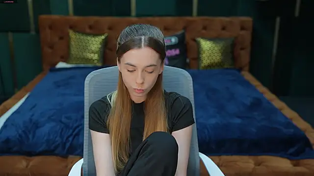 Snapshot of Lika_Secret_ chatting on 11-25-25, 11:38 Lika Secret online show from 11-25-25, 11:38