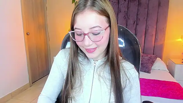 Dahlia Rousse online show from 11-28-25, 04:59