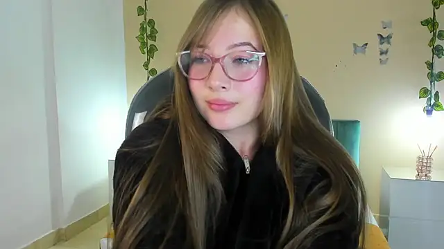 Dahlia Rousse online show from 12-20-25, 01:34