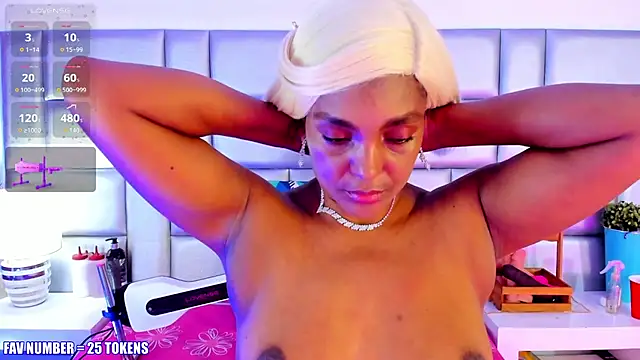 LovelyNickii online show from 11-06-25, 12:39