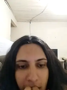 Snapshot of isistrans19 chatting on 01-10-25, 12:38 isistrans19 online show from 01-10-25, 12:38