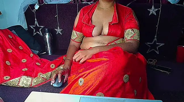 Snapshot of Bengaluru_Kannada_Sexy chatting on 02-21-25, 06:37 Bengaluru Kannada Sexy online show from 02-21-25, 06:37
