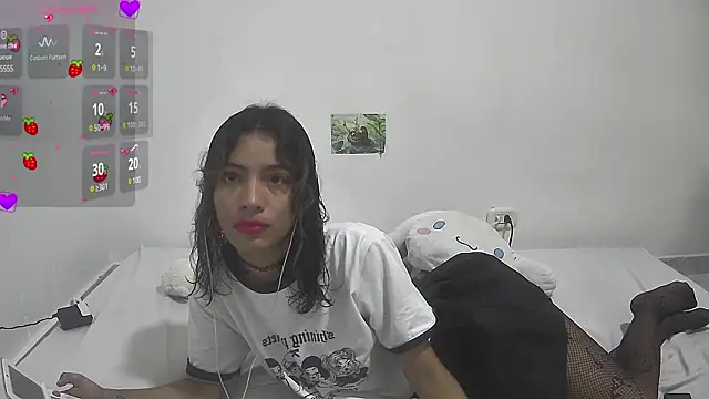 Lovelyamyy online show from 01-10-25, 02:23