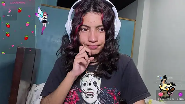 Lovelyamyy online show from 10-12-25, 03:38