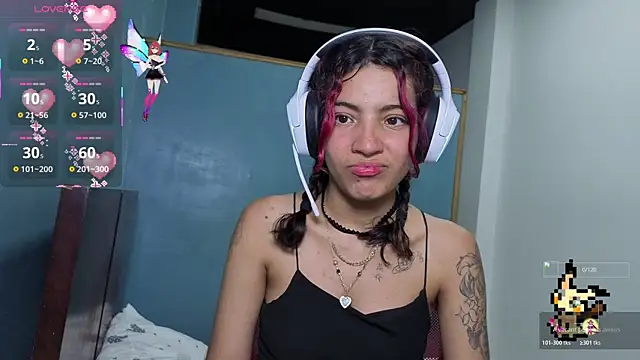 Lovelyamyy online show from 10-20-25, 04:13