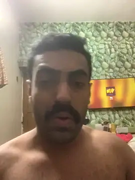 vaibhavchugh38 online show from 01-10-25, 12:26