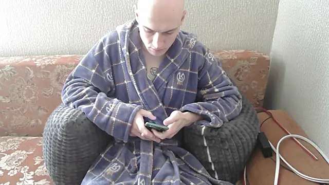 Snapshot of johnny_positive chatting on 03-05-25, 07:16 johnny positive online show from 03-05-25, 07:16