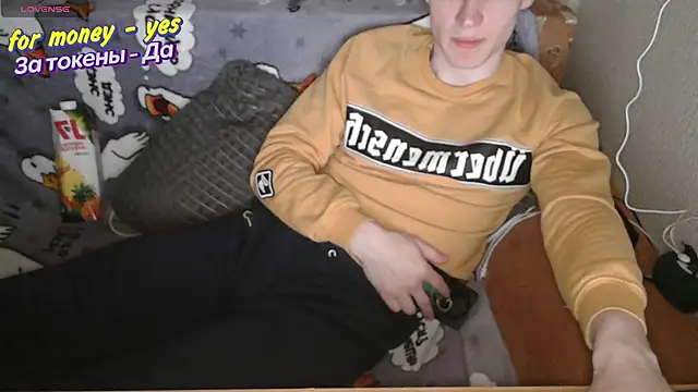 Snapshot of johnny_positive chatting on 03-21-25, 08:18 johnny positive online show from 03-21-25, 08:18