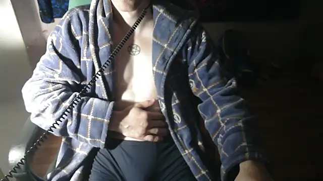 Snapshot of johnny_positive chatting on 09-24-25, 03:59 johnny positive online show from 09-24-25, 03:59