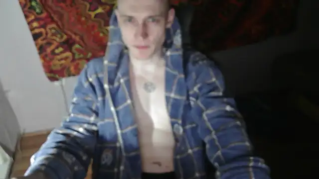 Snapshot of johnny_positive chatting on 11-04-25, 03:55 johnny positive online show from 11-04-25, 03:55