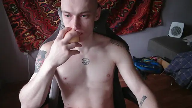 Snapshot of johnny_positive chatting on 11-09-25, 06:01 johnny positive online show from 11-09-25, 06:01