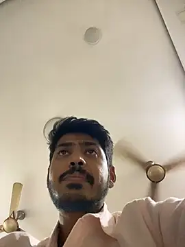 cute modell online show from 02-01-25, 04:11