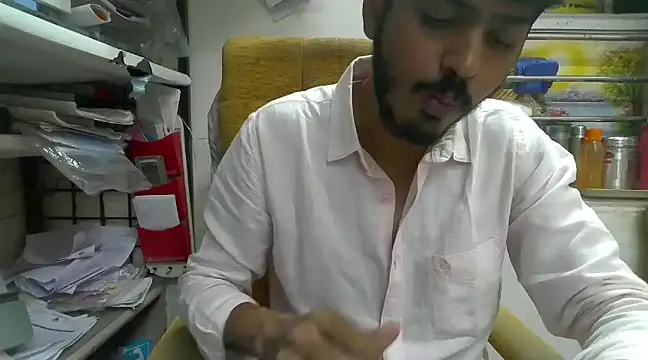 cute modell online show from 02-14-25, 12:57