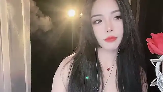 Snapshot of ying-love520 chatting on 02-02-25, 02:24 ying-love520 online show from 02-02-25, 02:24