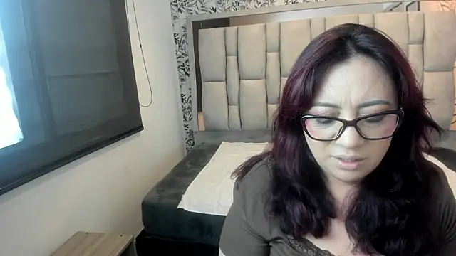 Victoria Adamns online show from 12-02-25, 11:59