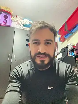 leonardohot1987 online show from 01-17-25, 05:42