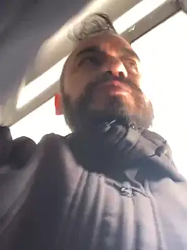 leonardohot1987 online show from 02-07-25, 08:20