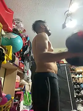 leonardohot1987 online show from 03-07-25, 04:35