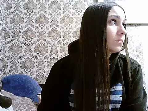 Snapshot of Yuliia30 chatting on 10-19-25, 12:50 Yuliia30 online show from 10-19-25, 12:50