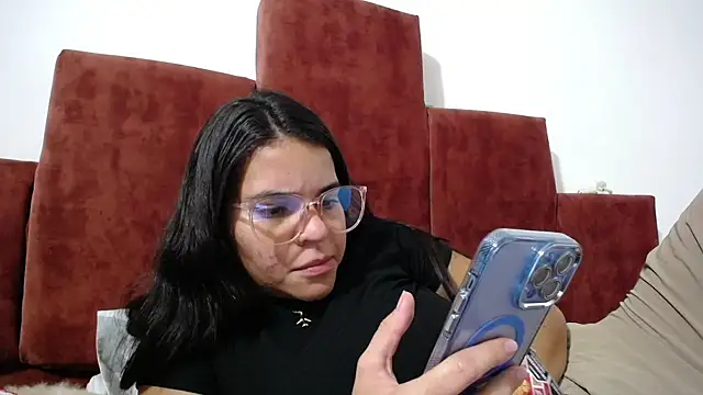 Snapshot of Anddyy__ chatting on 01-11-25, 01:27 Anddyy online show from 01-11-25, 01:27