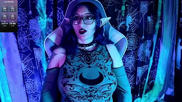 Kimlennox  online show from 10-25-25, 01:29