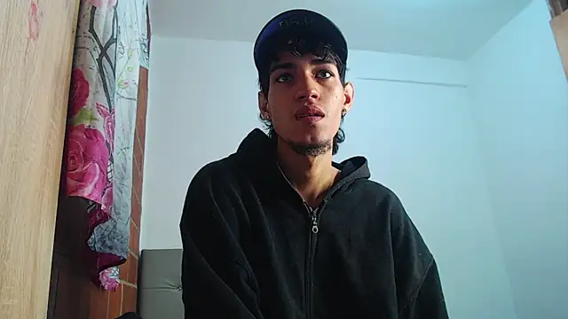 Alejandro bigdick x online show from 02-06-25, 07:35