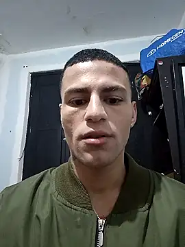 Snapshot of dany_hardy chatting on 10-20-25, 06:03 dany hardy online show from 10-20-25, 06:03