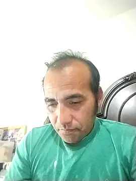 Snapshot of Goloso2423 chatting on 12-14-25, 09:30 Goloso2423 online show from 12-14-25, 09:30