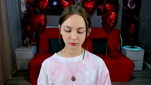 Snapshot of JesssWalker chatting on 02-22-25, 08:07 JesssWalker online show from 02-22-25, 08:07