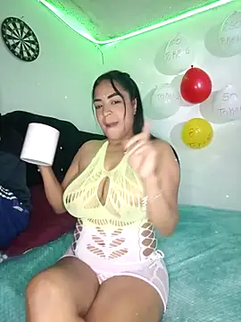 CarolinePolsen online show from 09-18-25, 12:40