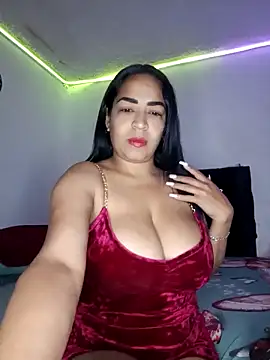 CarolinePolsen online show from 10-15-25, 12:05