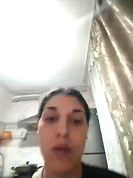 Rosanna Rennie online show from 02-18-25, 03:43