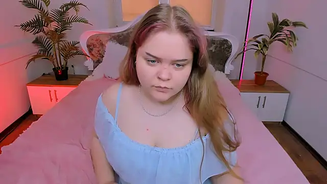 Erica  Alta online show from 10-24-25, 05:26