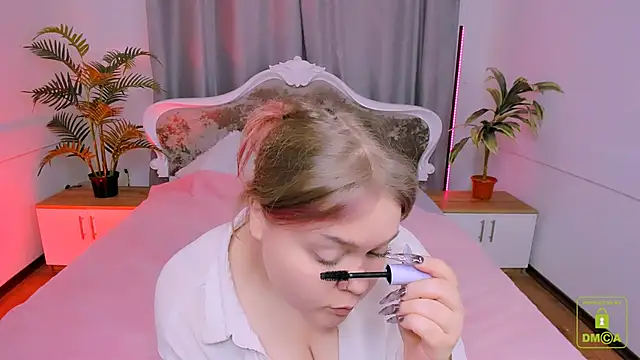 Erica  Alta online show from 11-15-25, 06:22