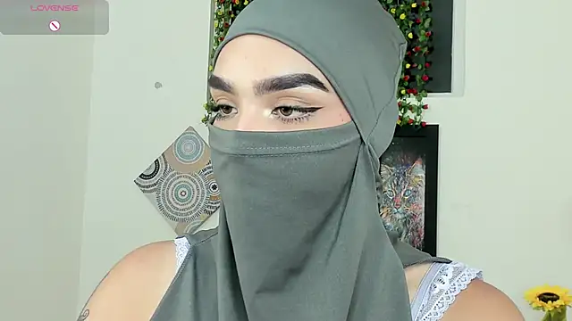 Maissa Alabi online show from 10-12-25, 06:40