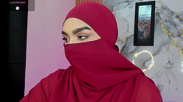 Maissa Alabi online show from 02-25-26, 05:33