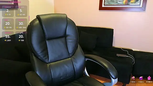 Snapshot of hairyncuteass chatting on 10-17-25, 01:20 hairyncuteass online show from 10-17-25, 01:20