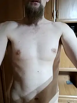 Snapshot of larzik94 chatting on 02-27-26, 06:19 larzik94 online show from 02-27-26, 06:19