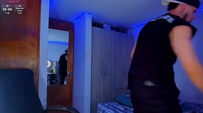 austinoficial online show from 03-11-25, 01:05