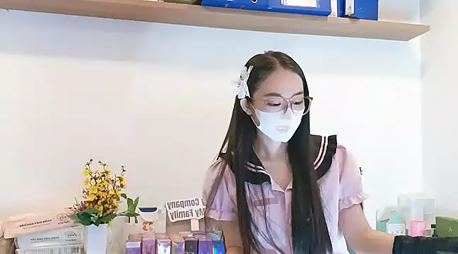 Lush-Office online show from 03-11-25, 07:04