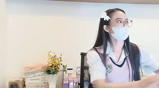 Lush-Office online show from 03-12-25, 10:59