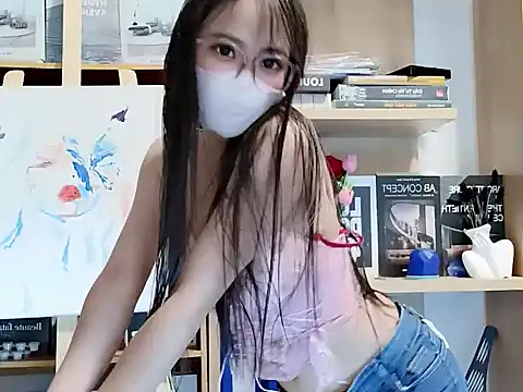 Lush-Office online show from 09-17-25, 08:27