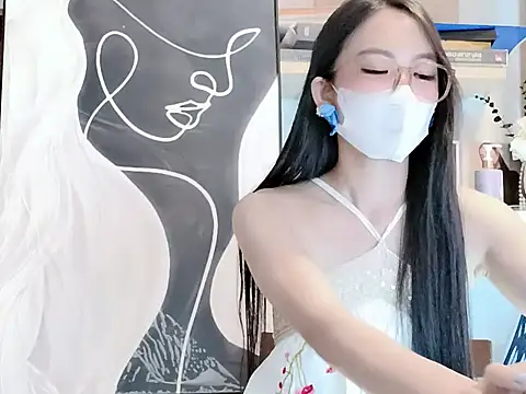 Lush-Office online show from 11-24-25, 08:14