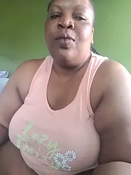 Snapshot of omalicha98 chatting on 10-26-25, 10:54 omalicha98 online show from 10-26-25, 10:54