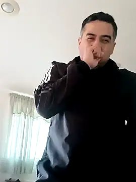Snapshot of smoothwick chatting on 01-25-25, 04:35 smoothwick online show from 01-25-25, 04:35