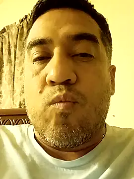 Snapshot of smoothwick chatting on 03-10-25, 05:33 smoothwick online show from 03-10-25, 05:33