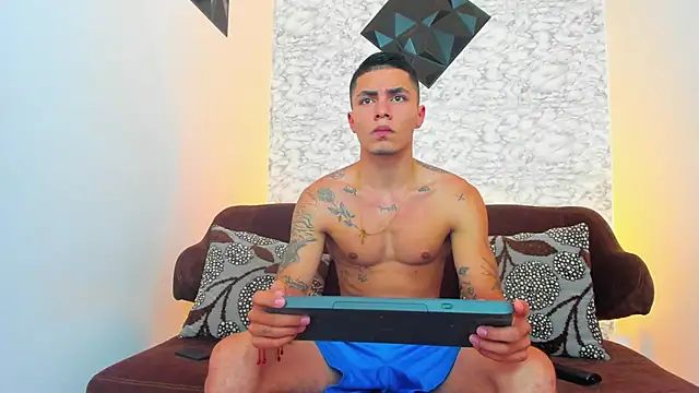 Thomass conor online show from 03-14-25, 05:02