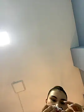 Aitana Hilton  online show from 10-22-25, 11:54