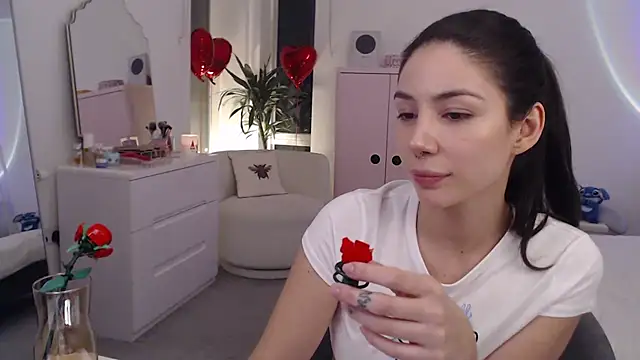 Snapshot of anaromeroxo chatting on 02-17-25, 10:03 anaromeroxo online show from 02-17-25, 10:03