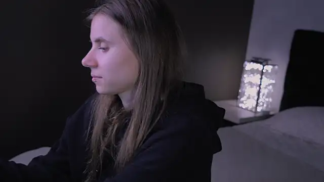 Bella Alita online show from 10-11-25, 08:29